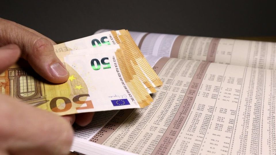 Rentner fallen im Einkommen weiter zurück