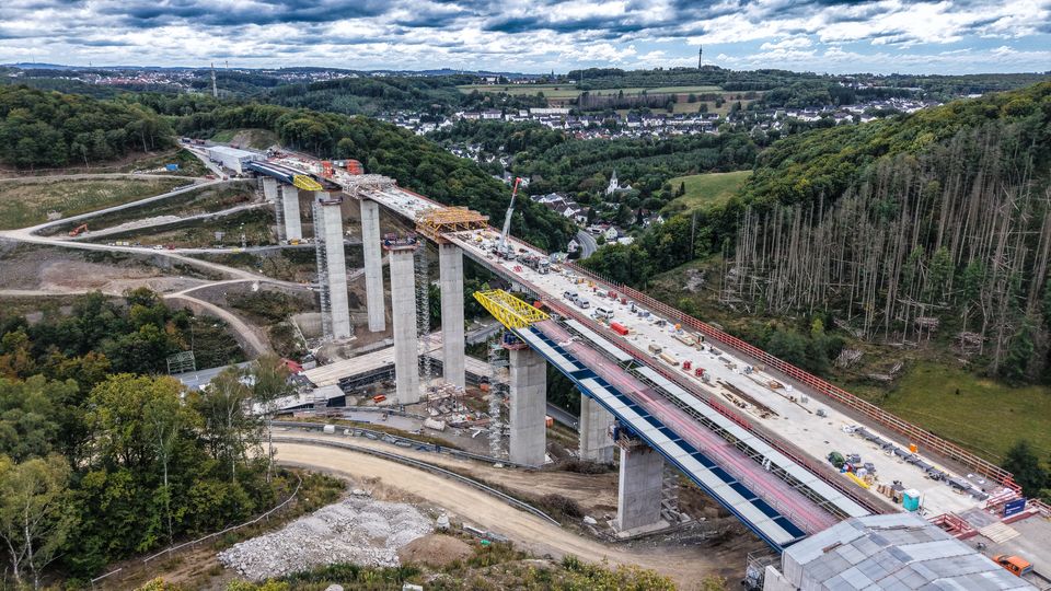 Sauerland-Talbrücke vor Wiedereröffnung