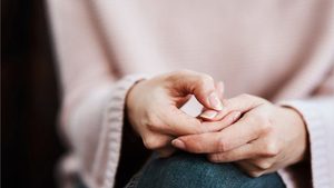 Weihnachten: Frauen durch Gewalt bedroht