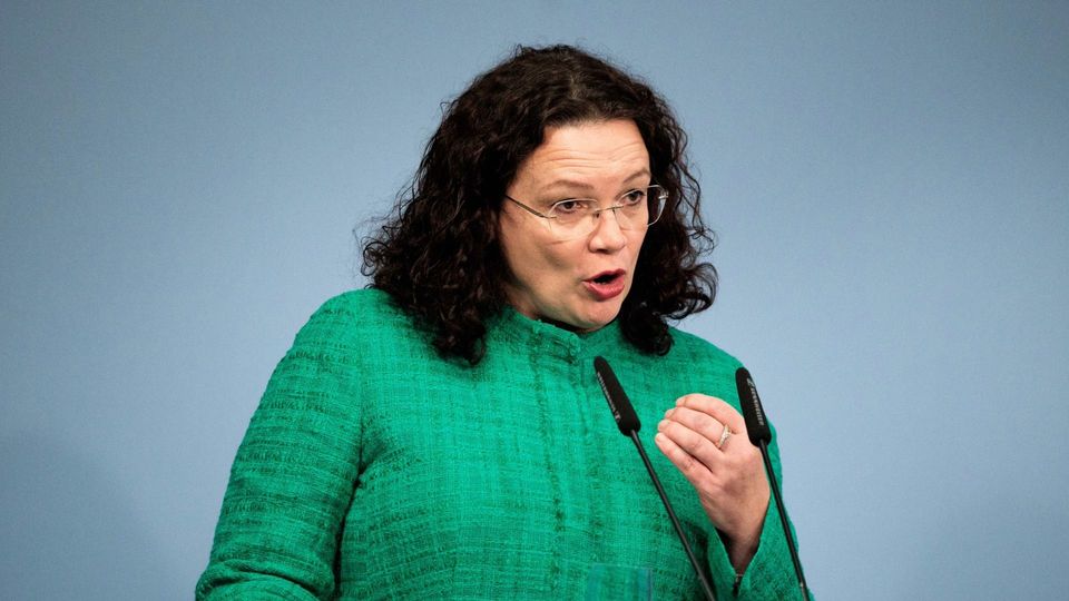 Nahles: Arbeitsmarkt auf Tiefpunkt