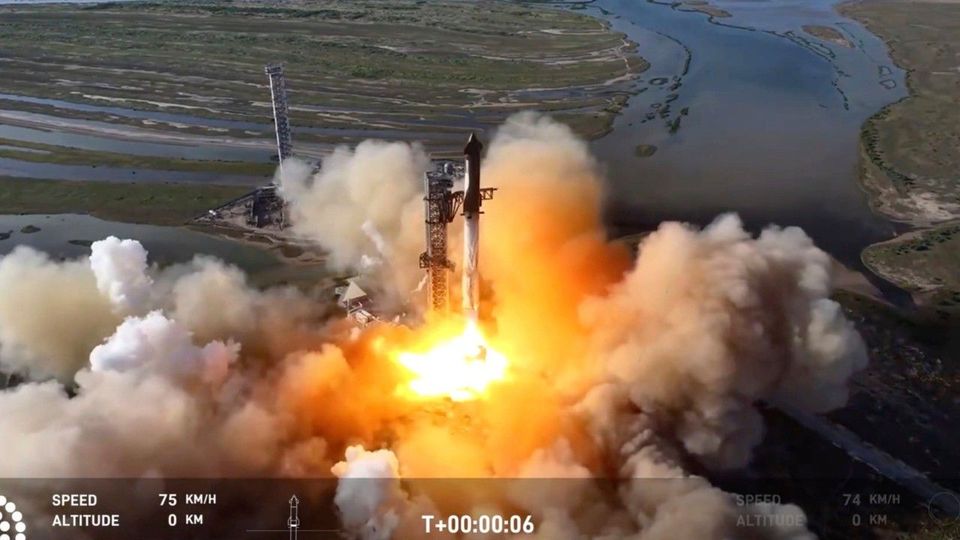 Trump und Musk dabei: SpaceX-Superrakete „Starship“ mit erfolgreichem Testflug