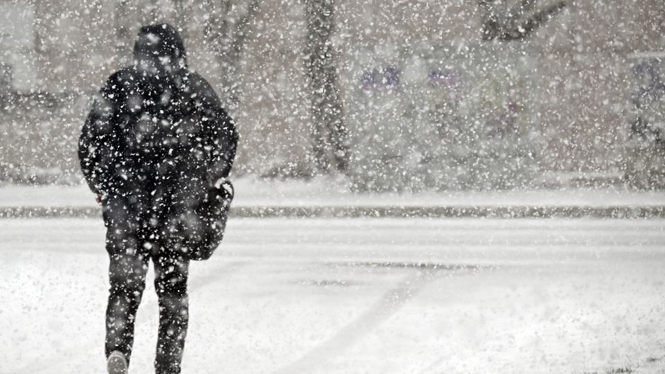Schneesturm und Eisregen drohen