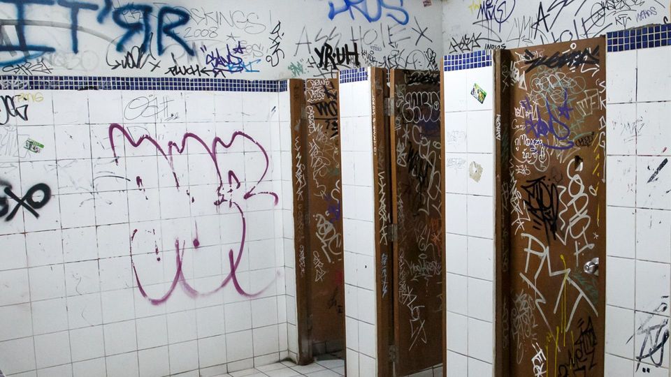 So schlecht steht es um deutsche Schultoiletten