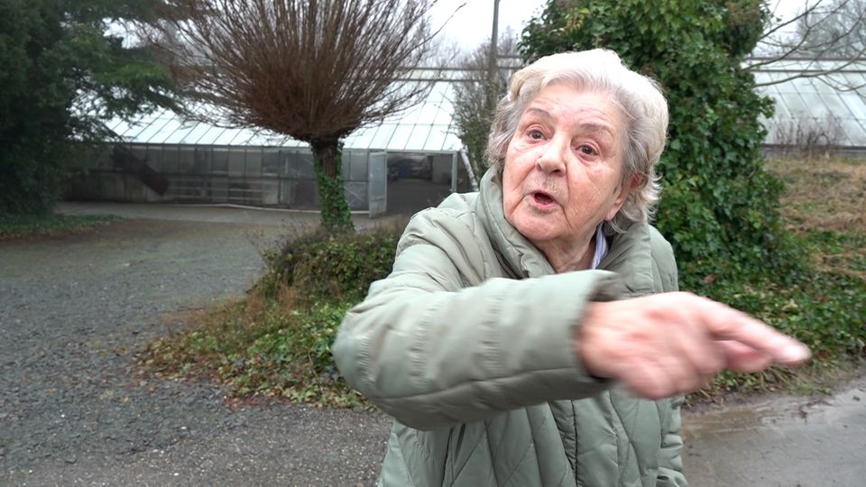 Pöller versperrt Zufahrt in Bochum