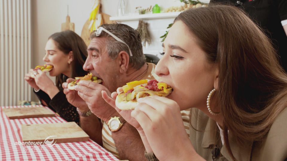 Skurrile Pizza-Kreationen: Italienische Jury testet!