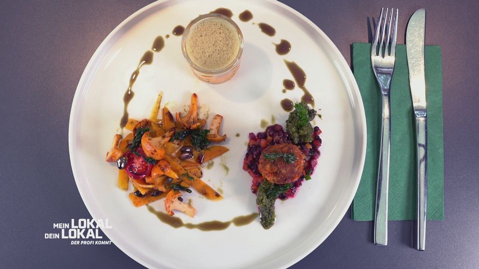 Genuss-Handwerker Manu zeigt, wie man einen Kürbis verbraucht