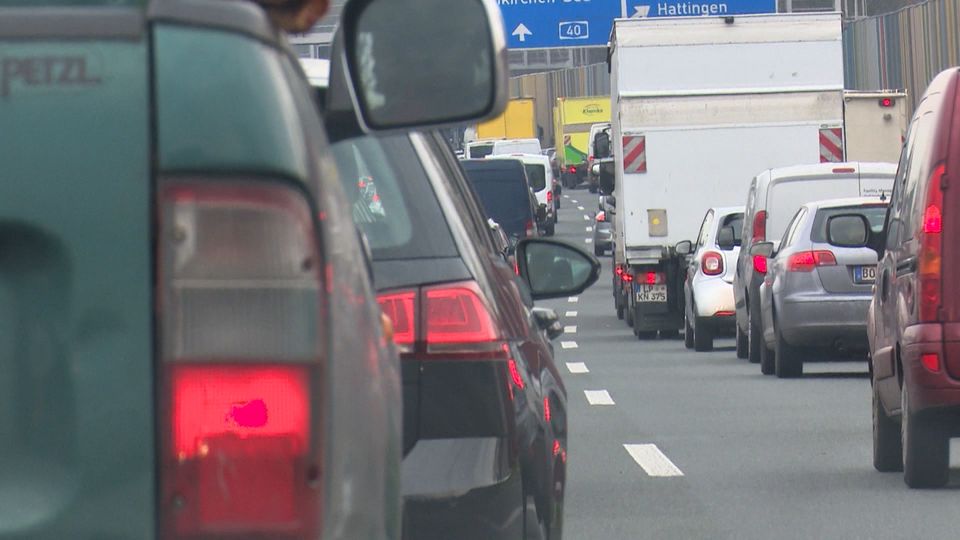 Stau-Chaos in NRW: Tägliche Geduld nötig