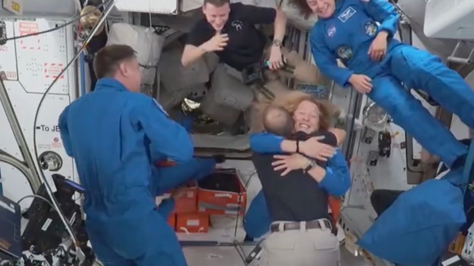 Freude im All: Neue Crew erreicht ISS