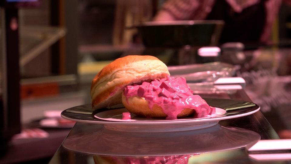 Heringssalat statt Marmelade: Berliner-Kreation