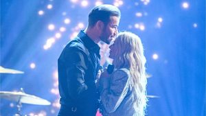 Schlagerstar bekommt auf Bühne Heiratsantrag