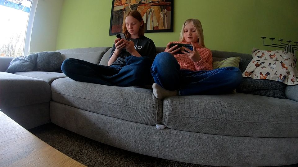 Wüst für Social-Media-Beschränkung