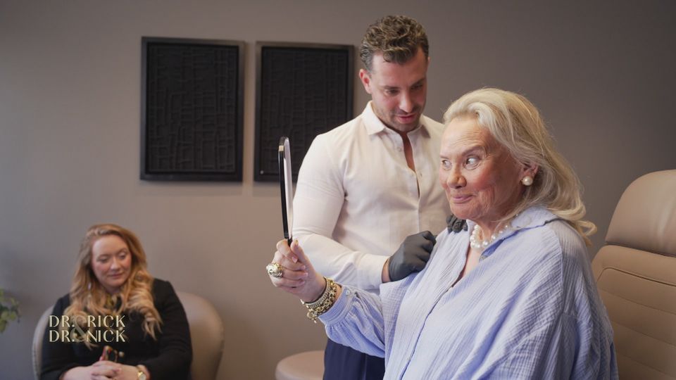 Lilo von Kiesenwetter und ihre Tochter lassen ihre Falten unterspritzen