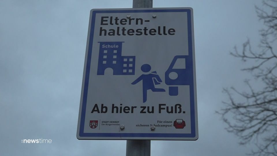 Straßensperre vor dem Schulgebäude? NRW will „Elterntaxis“ verbannen