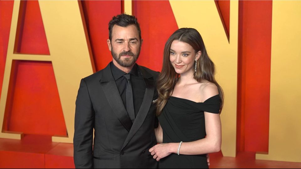 Jennifer Anistons Ex Justin Theroux: Oscars-Auftritt mit neuer Freundin