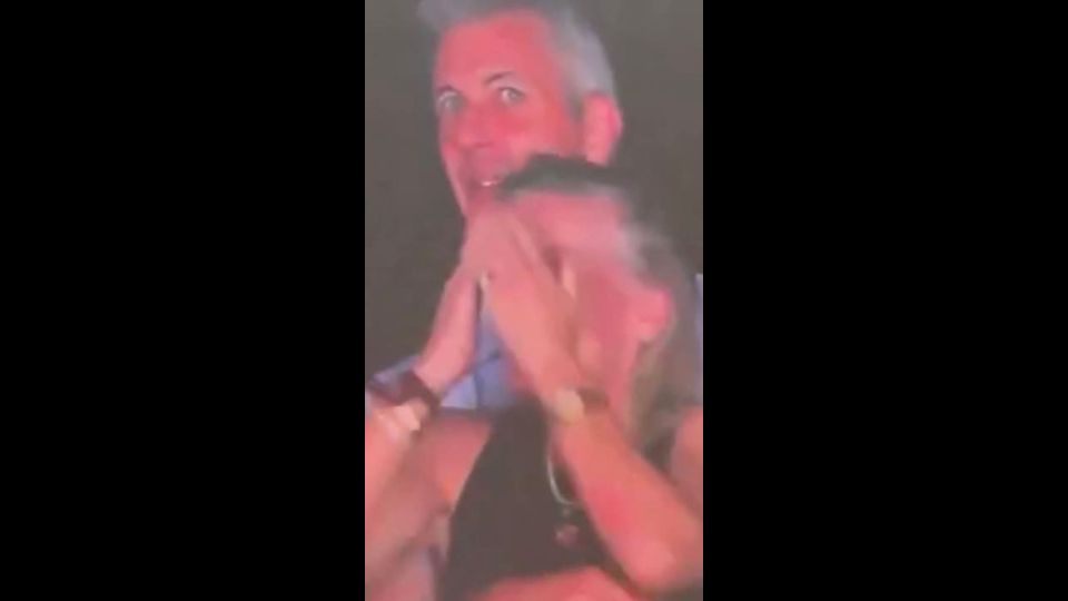 Kiss-Cam-Fauxpas: Ehemann war im Stadion