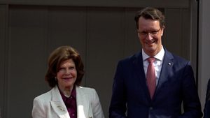 Königin Silvia besucht Staatskanzlei Düsseldorf