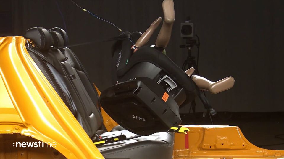 ADAC warnt vor Kindersitzen