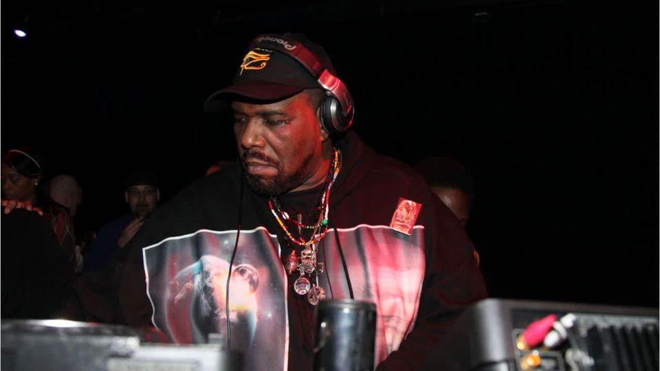 Hip-Hop-Pionier Afrika Bambaataa tot
