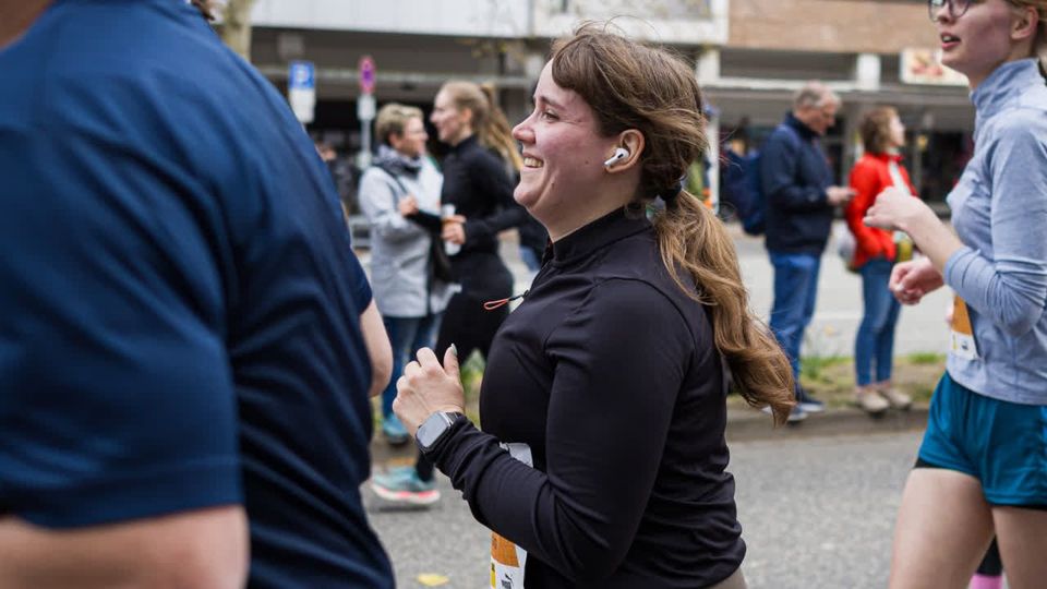Ricarda Lang ist einen Halbmarathon gelaufen