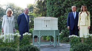 Bienen für den König: Royaler Besuch im Weißen Haus