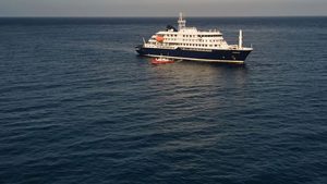 Hantavirus-Schiff legt auf Kanaren an