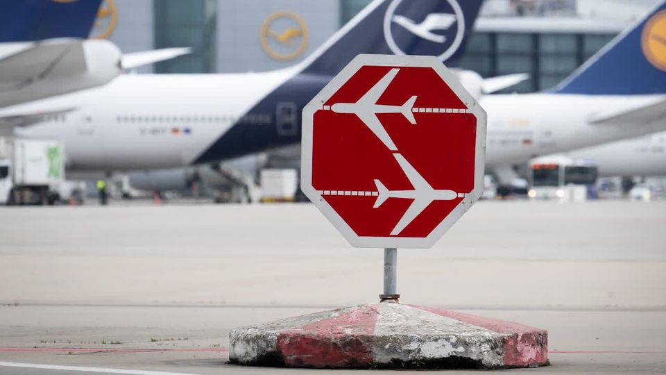 Drohen doch Flugausfälle im Sommer?