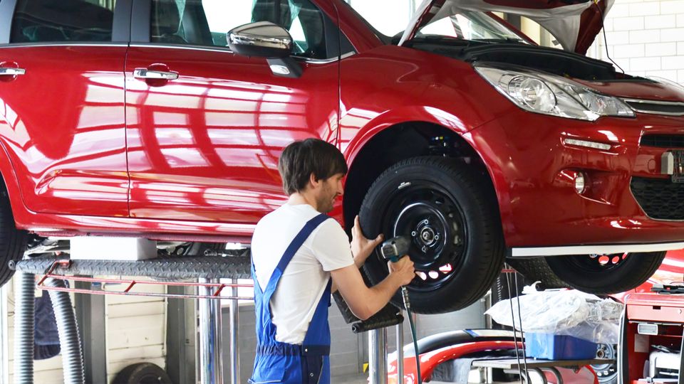 ADAC warnt vor Werkstatt-Tricks