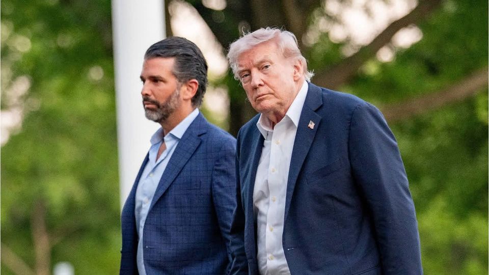 Trump verpasst Hochzeit seines Sohnes
