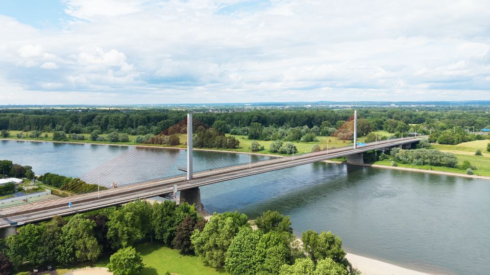 Bonner Nordbrücke komplett gesperrt
