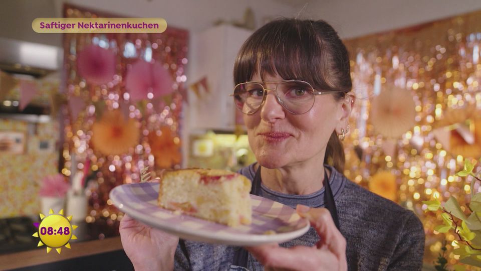 Saftiger Nektarinenkuchen