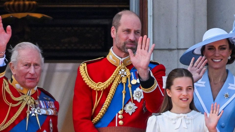 Kate mit Kids bei „Trooping the Colour“
