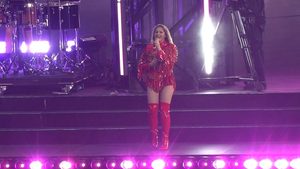 Helene Fischer startet Stadiotour vor 53.000 Fans in Gelsenkirchen